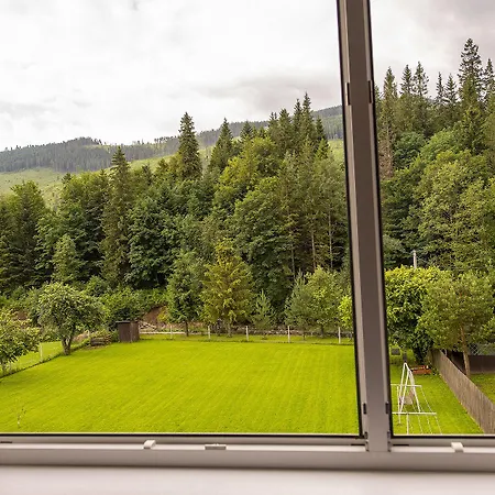 Cyprian Penzión pre hostí